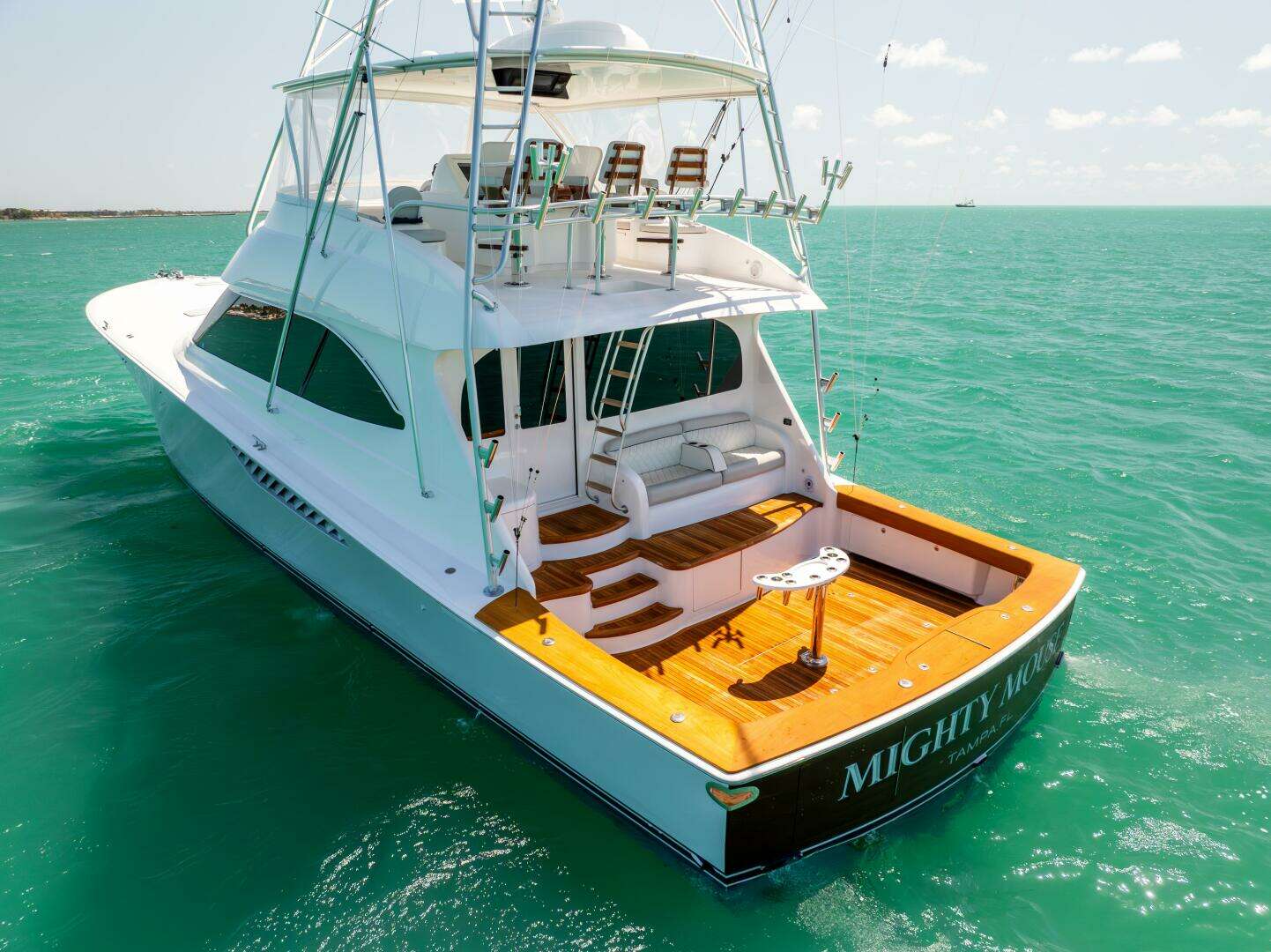 2011 Viking 70 Convertible - Image 20
