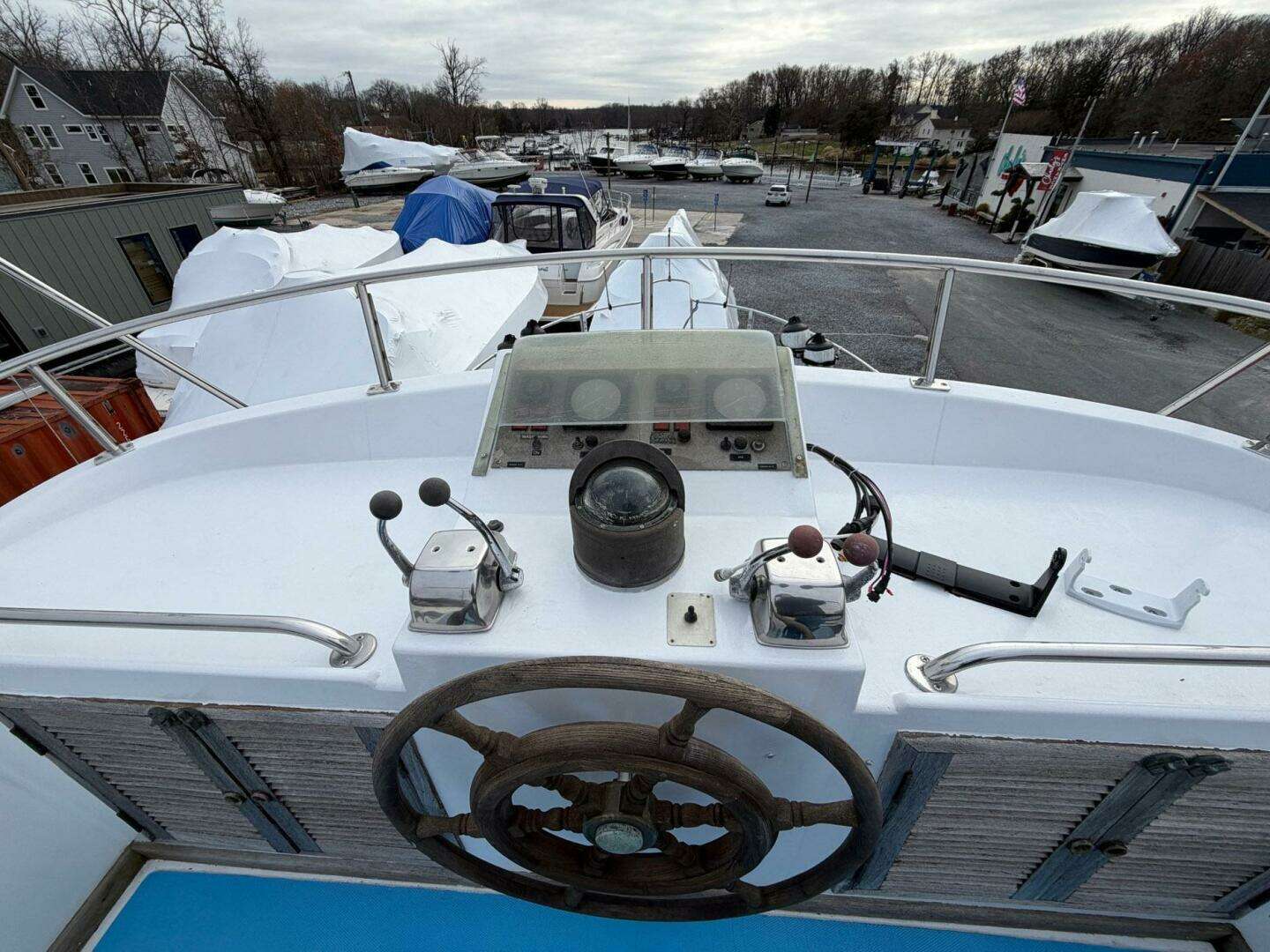 1984 Golden Star Trawler - Image 18