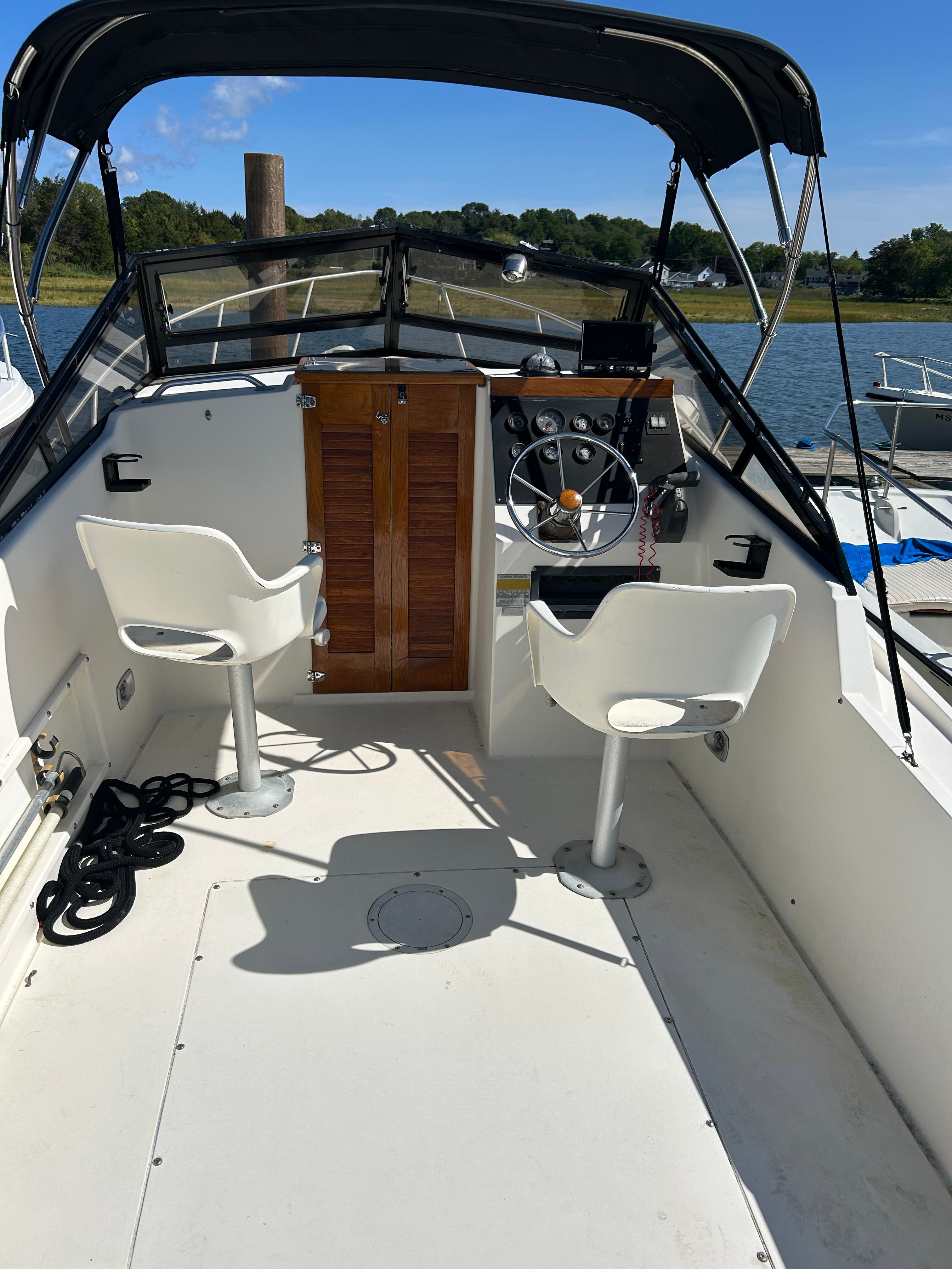 1989 Mako 220 Walk Around - 4