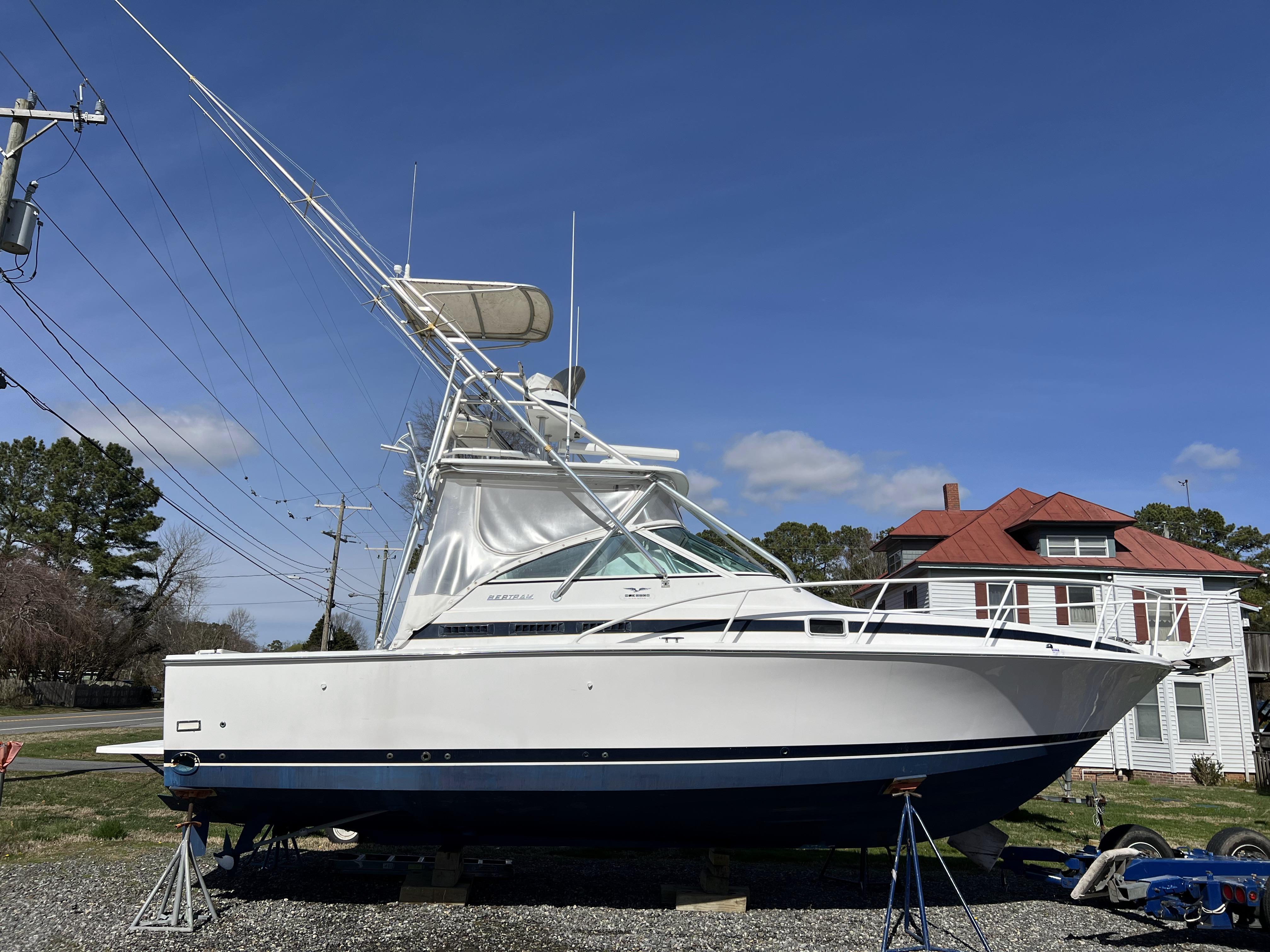 1995 Bertram 30 Moppie