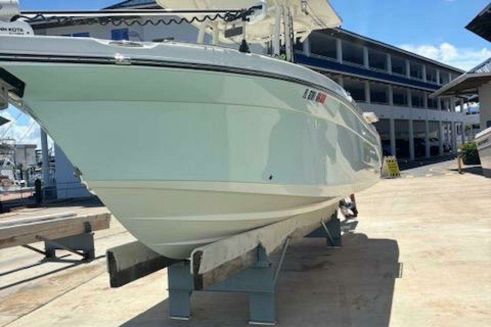 2018 Century 2600 Center Console - Image 29