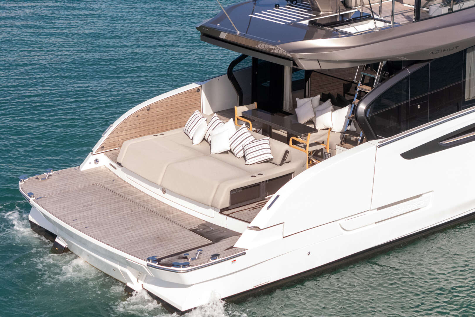 2026 Azimut Seadeck 6 - Image 4