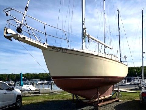 1988 Island Packet 31