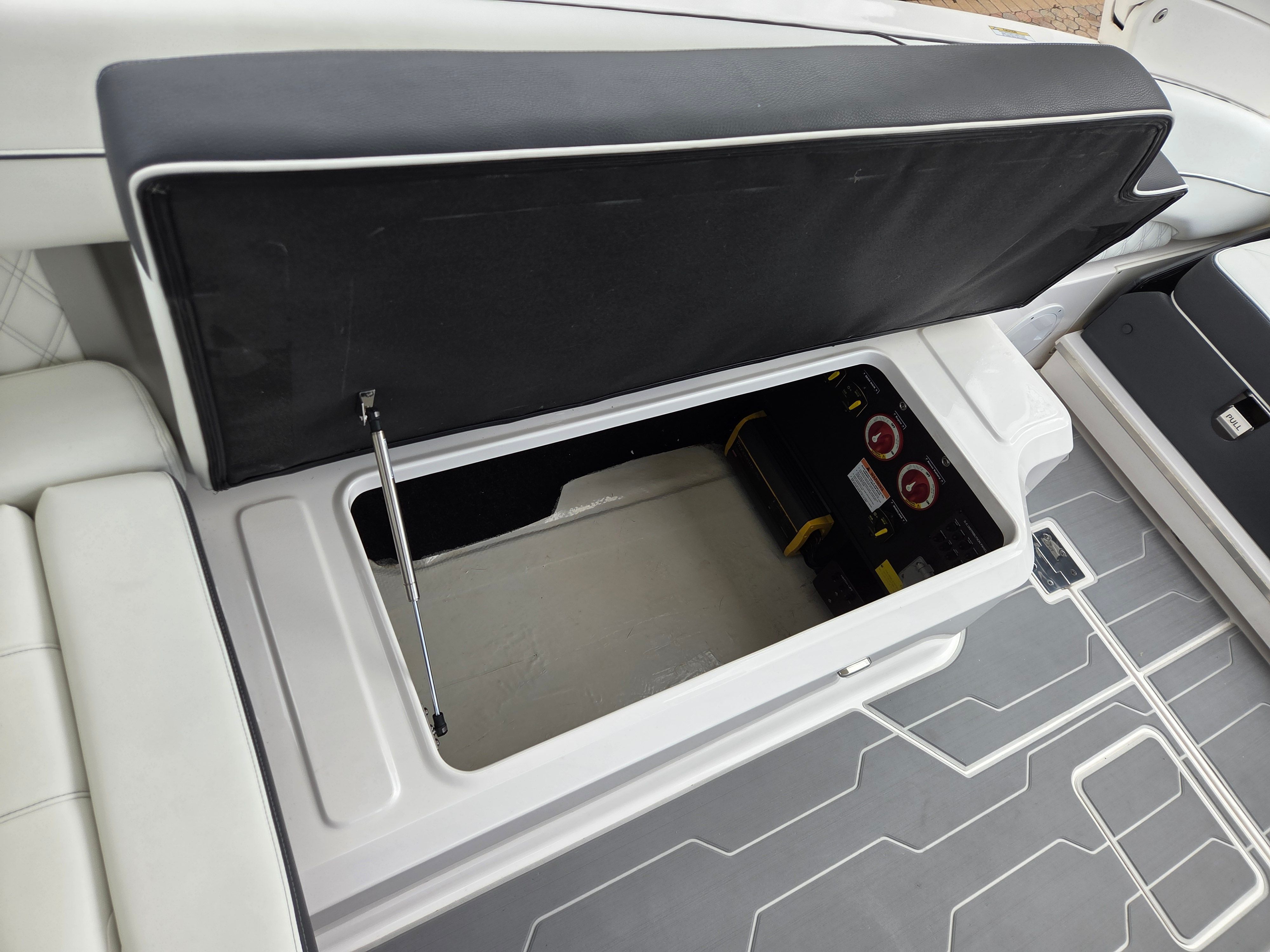 2021 Regal LX6 - 24