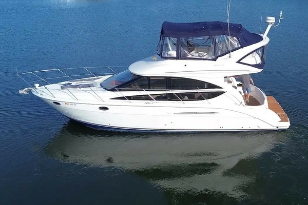2007 Meridian 391 Motor Yacht