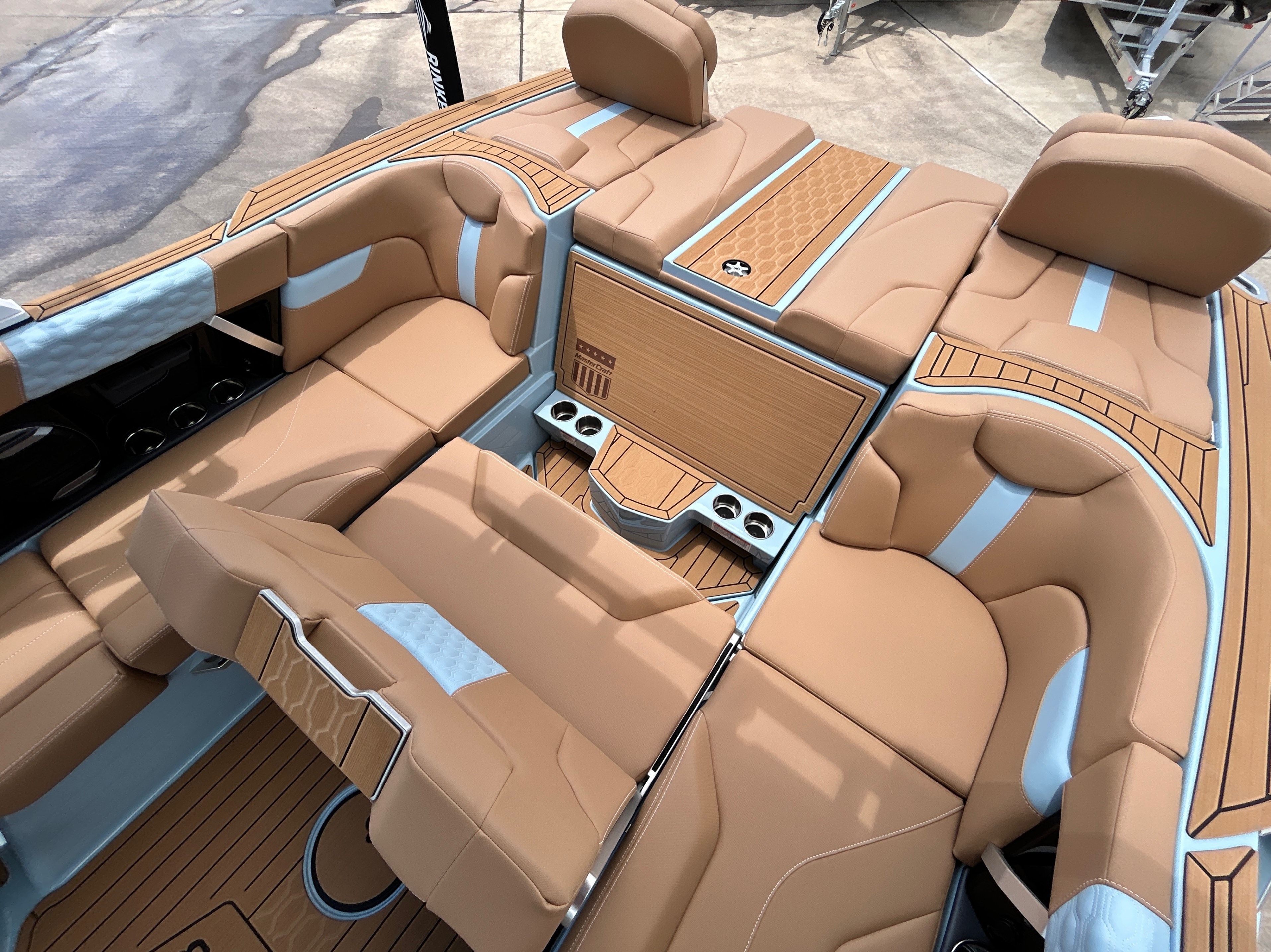 2026 MasterCraft XT23 - 49