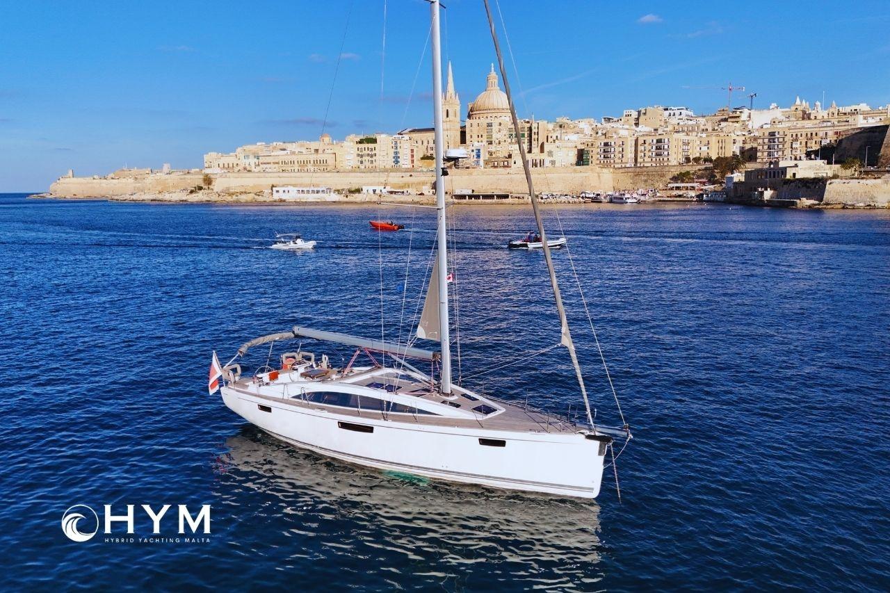 2014 Bavaria Vision 46