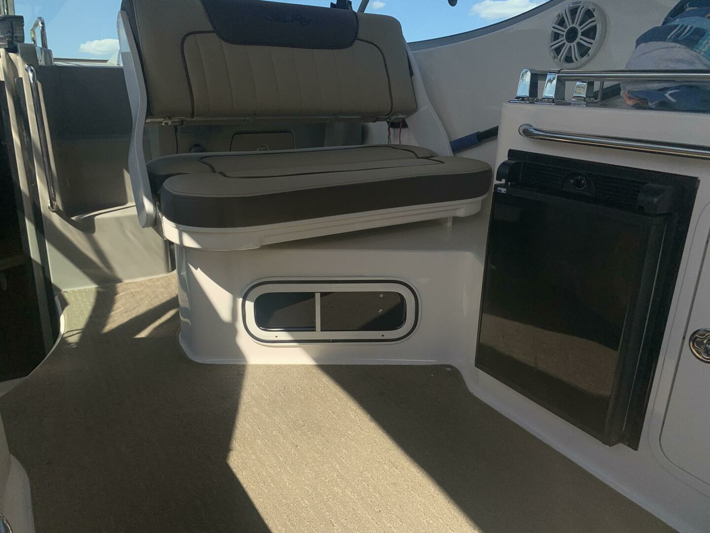 2014 Sea Ray 280 Sundancer - Image 13