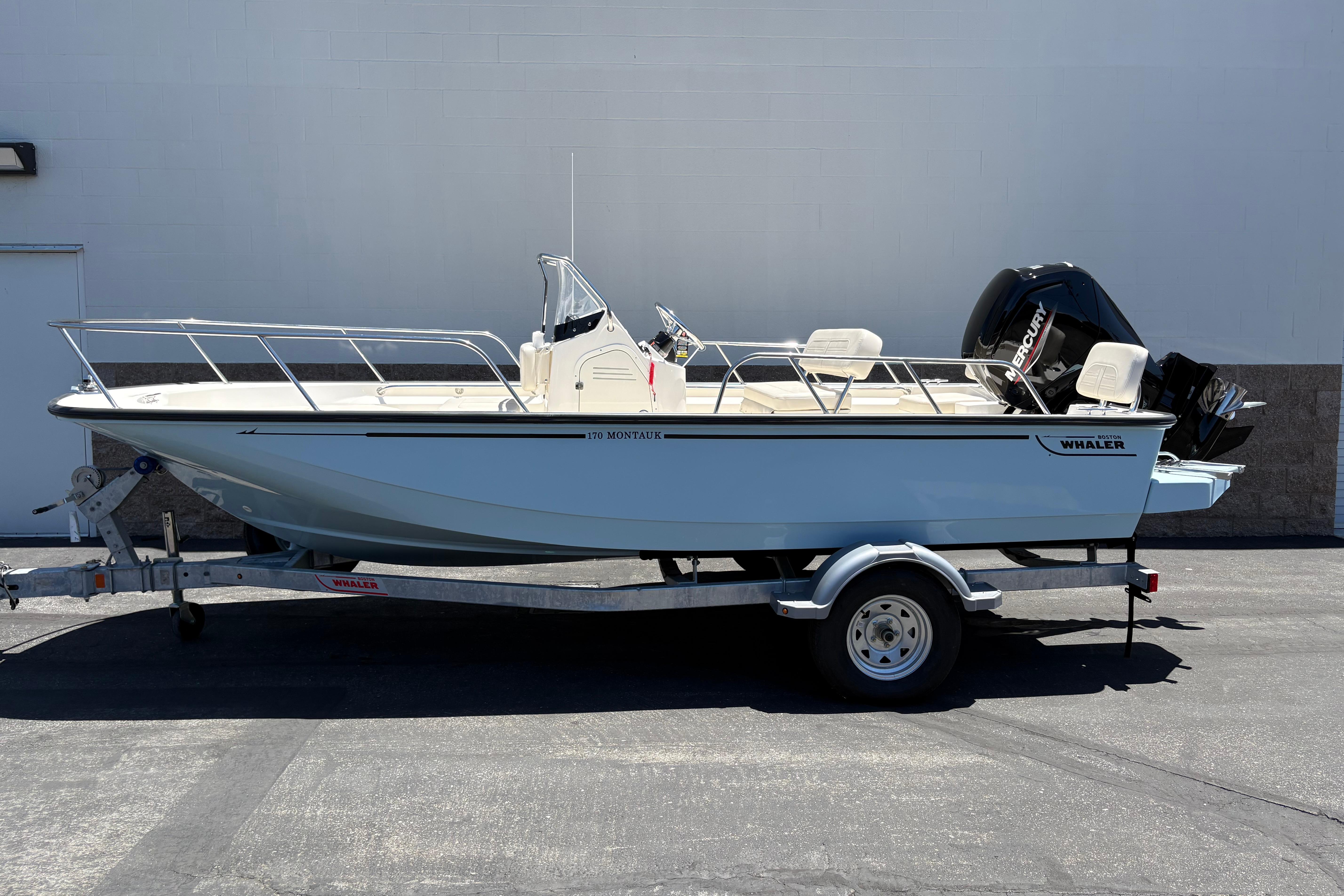 2026 Boston Whaler 170 Montauk