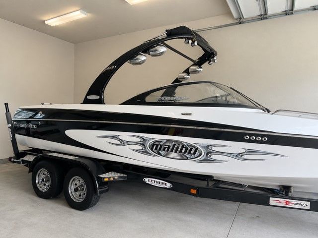 2005 Malibu Wakesetter LSV - 2