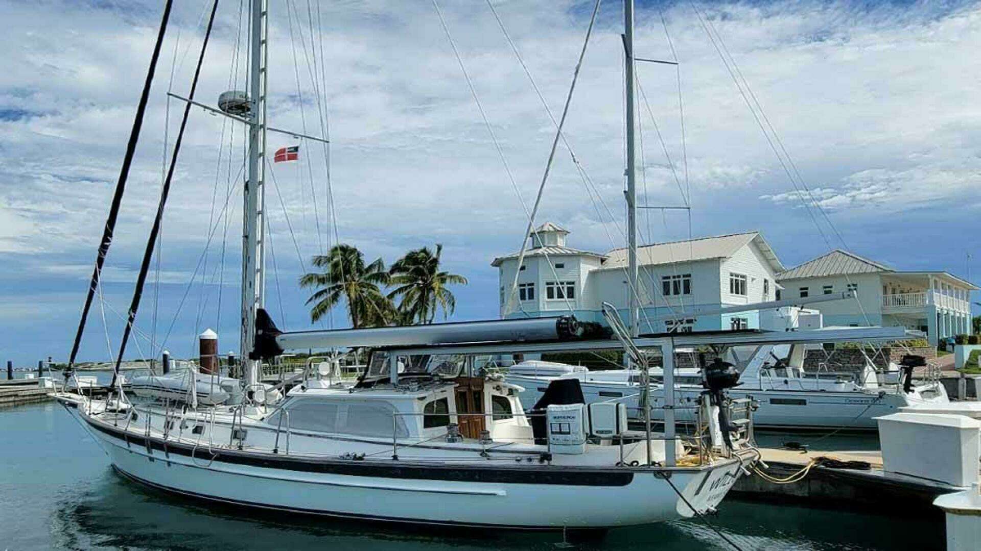 2005 Cabo Rico 42 Pilothouse - Image 3
