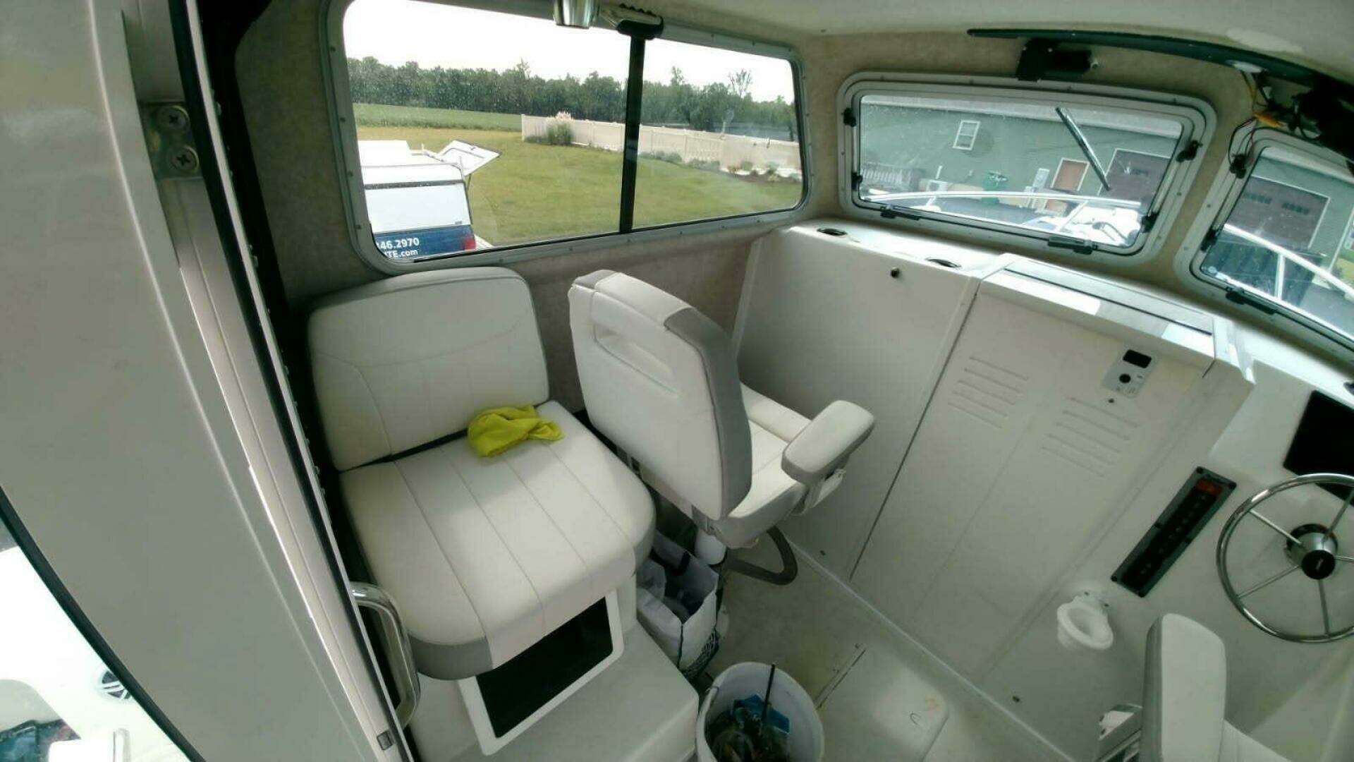 2024 Parker 2820 XLD Sport Cabin - Image 16