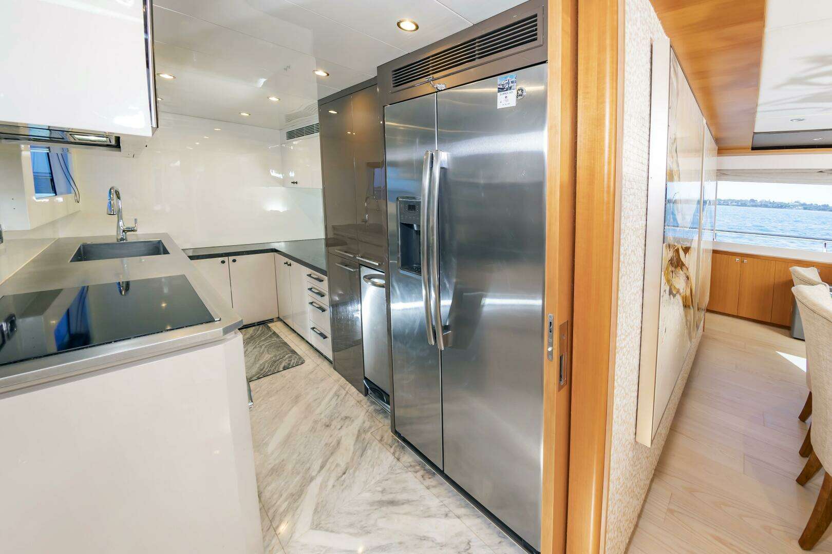 2017 Johnson 93 Flybridge - Image 36