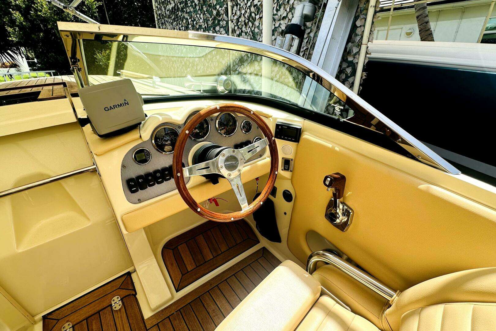 2013 Chris-Craft Corsair 22 - Image 7