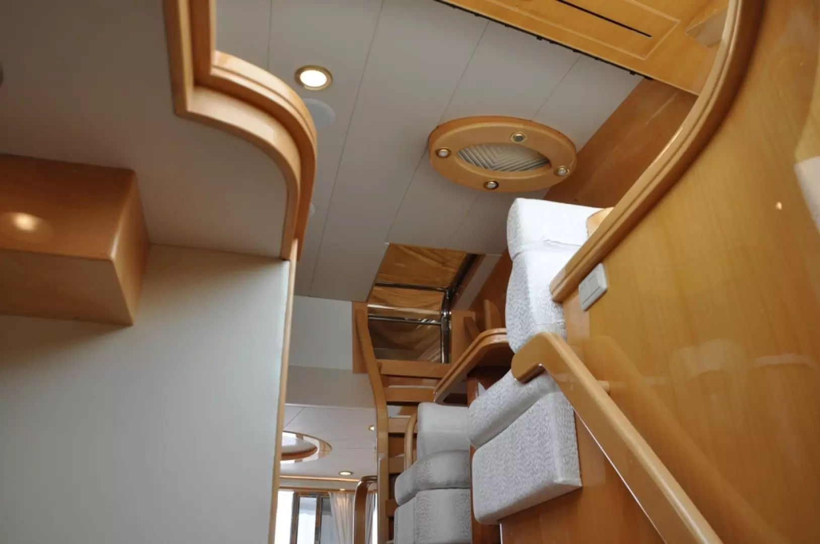 2003 McKinna 58 - Image 14