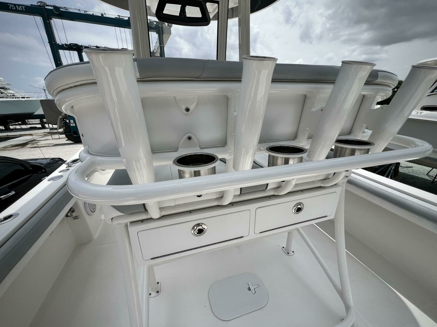 2020 Regulator 23 FS - Image 13