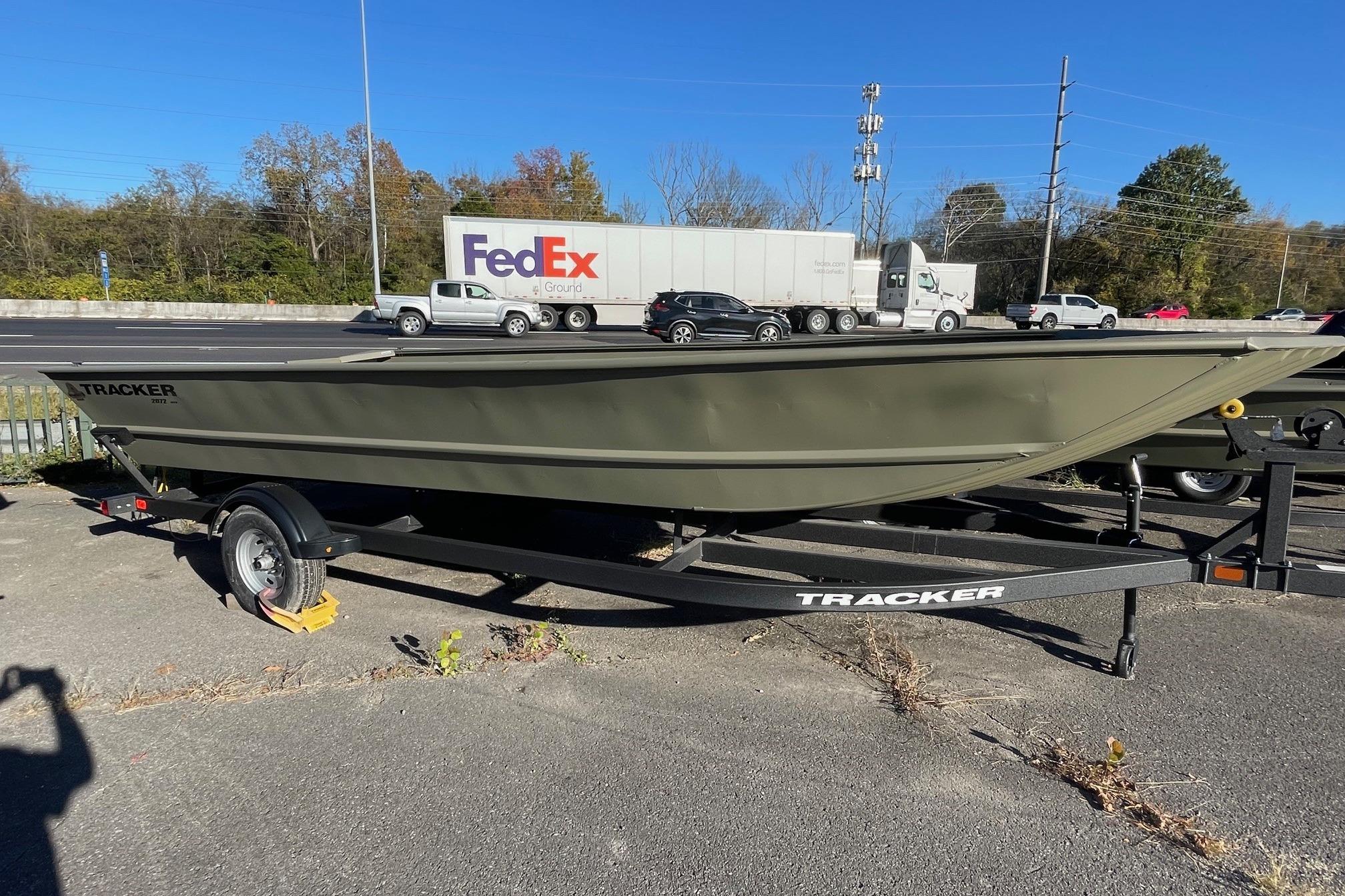 2025 Tracker Grizzly 2072 Utility