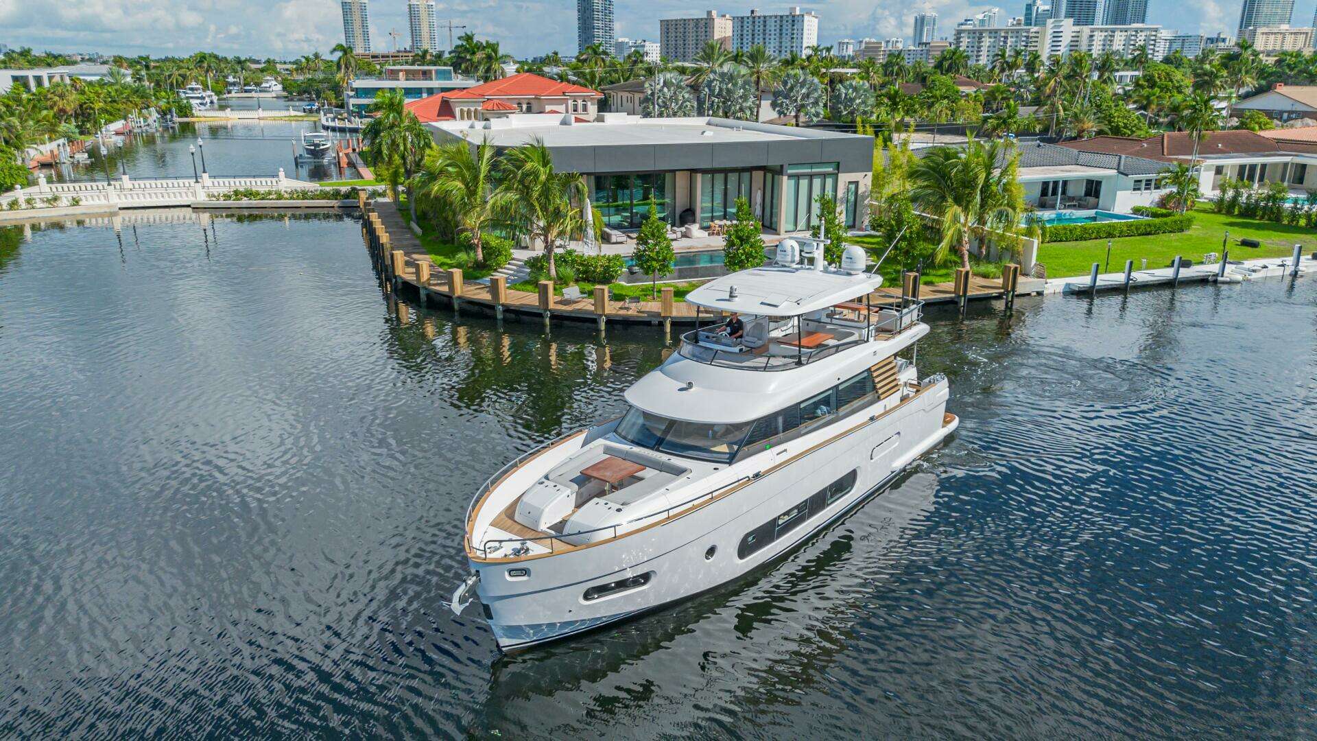 2022 Azimut Magellano 66 - Image 43