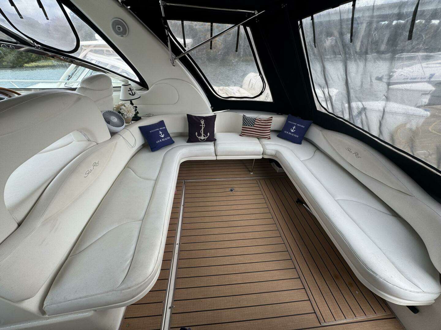 2001 Sea Ray 410 Sundancer - Image 3