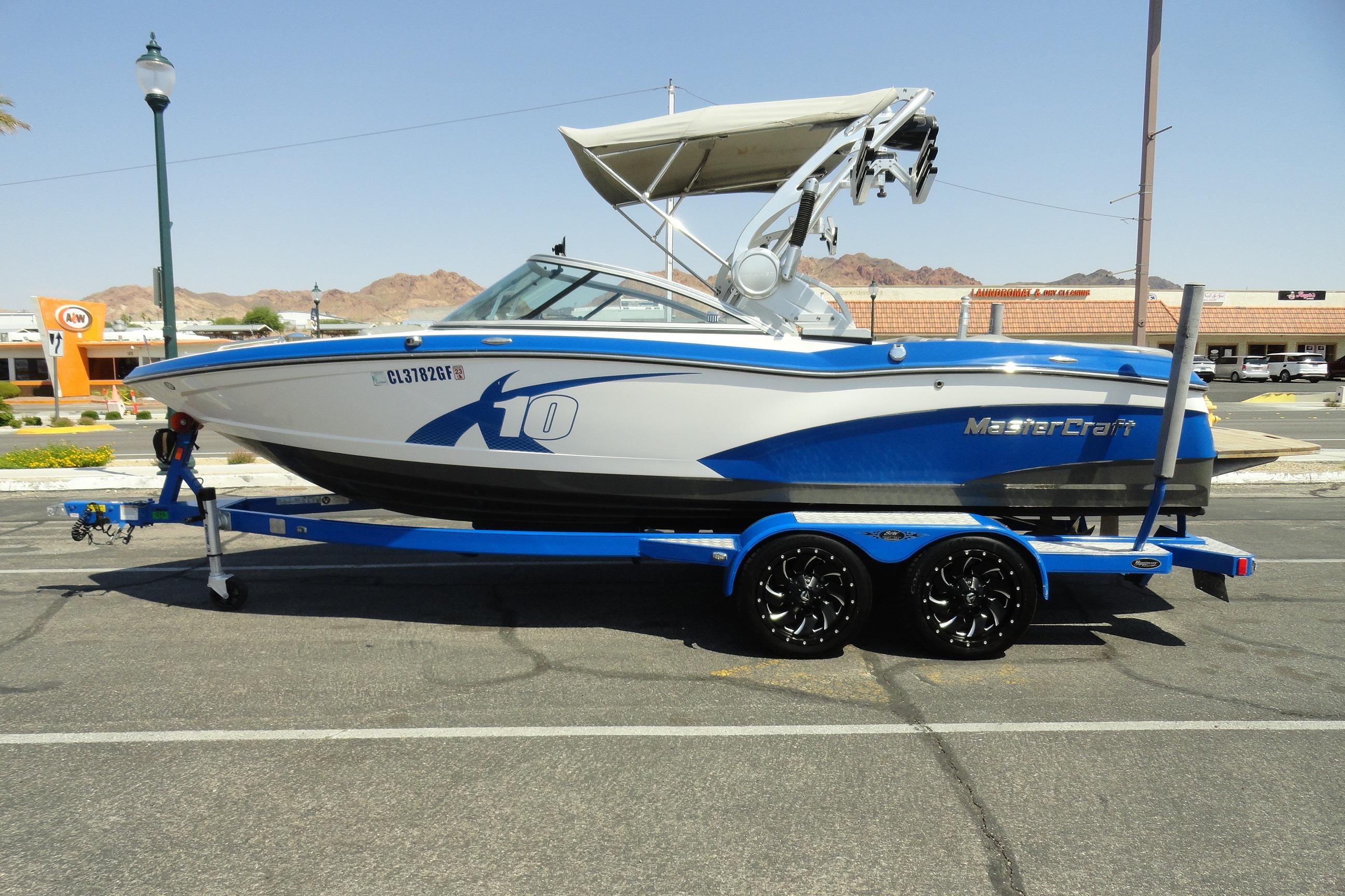 2013 MasterCraft X-10