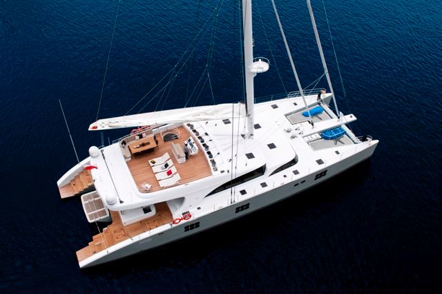 2010 Sunreef 102