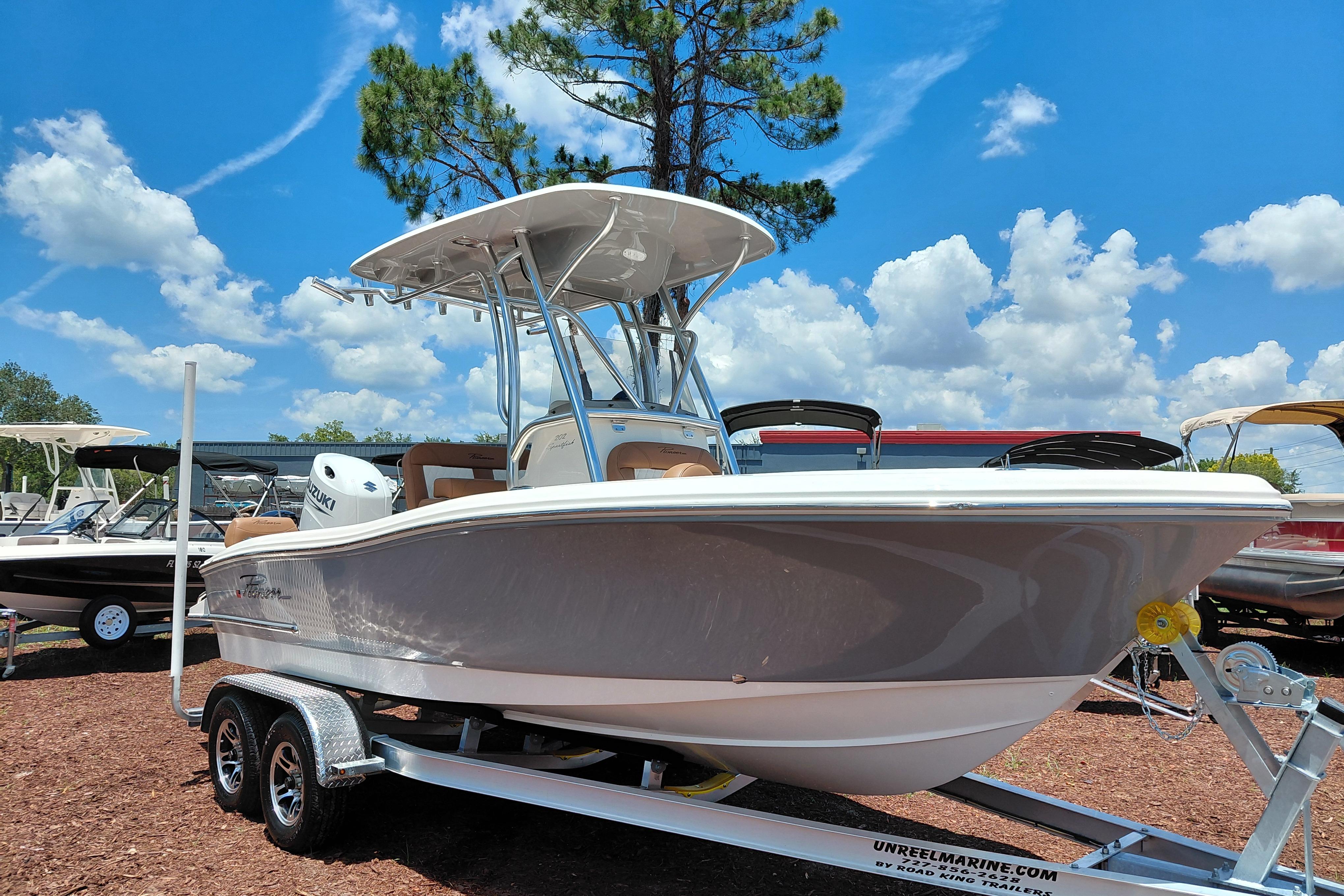 2026 Pioneer 202 Sportfish