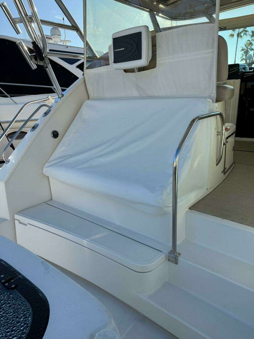 2015 Tiara Yachts 4300 Open - Image 37