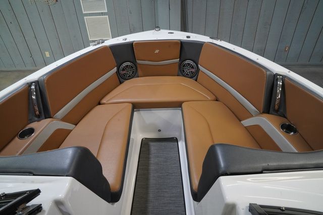 2019 Four Winns H 230 RS - 11
