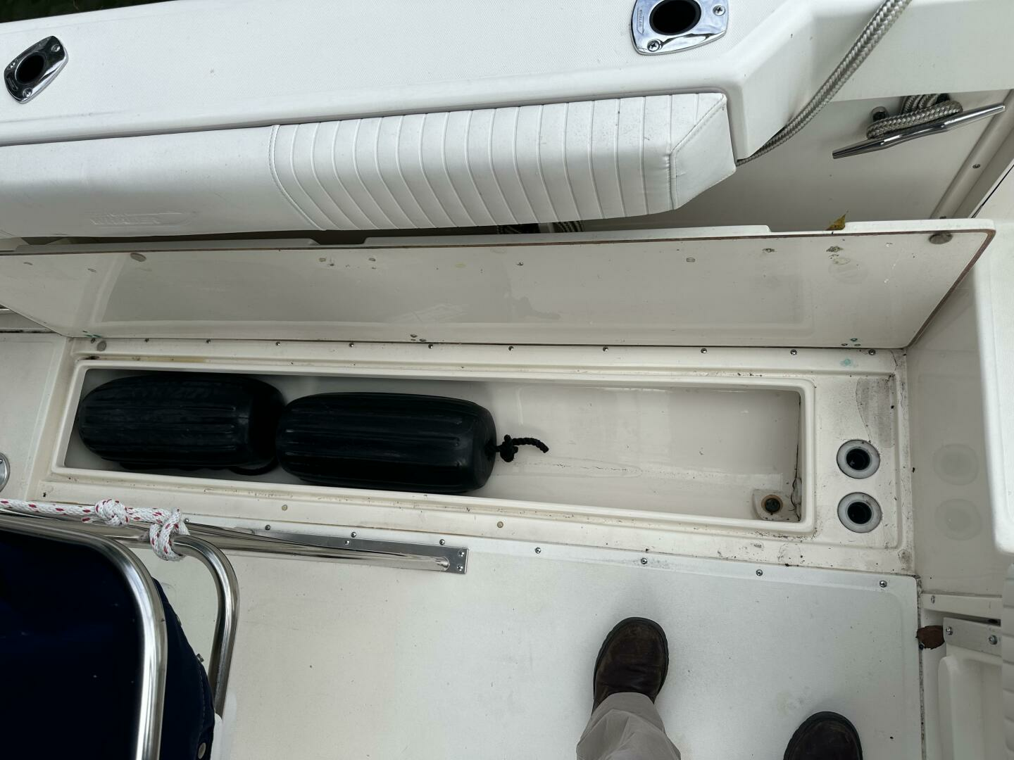 2000 Boston Whaler — - Image 16