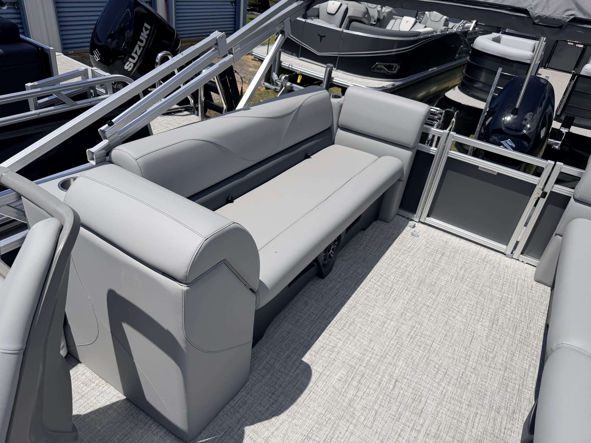 2026 Tahoe Pontoon Boats SLT 23 QUAD LOUNGER-140HP - 11
