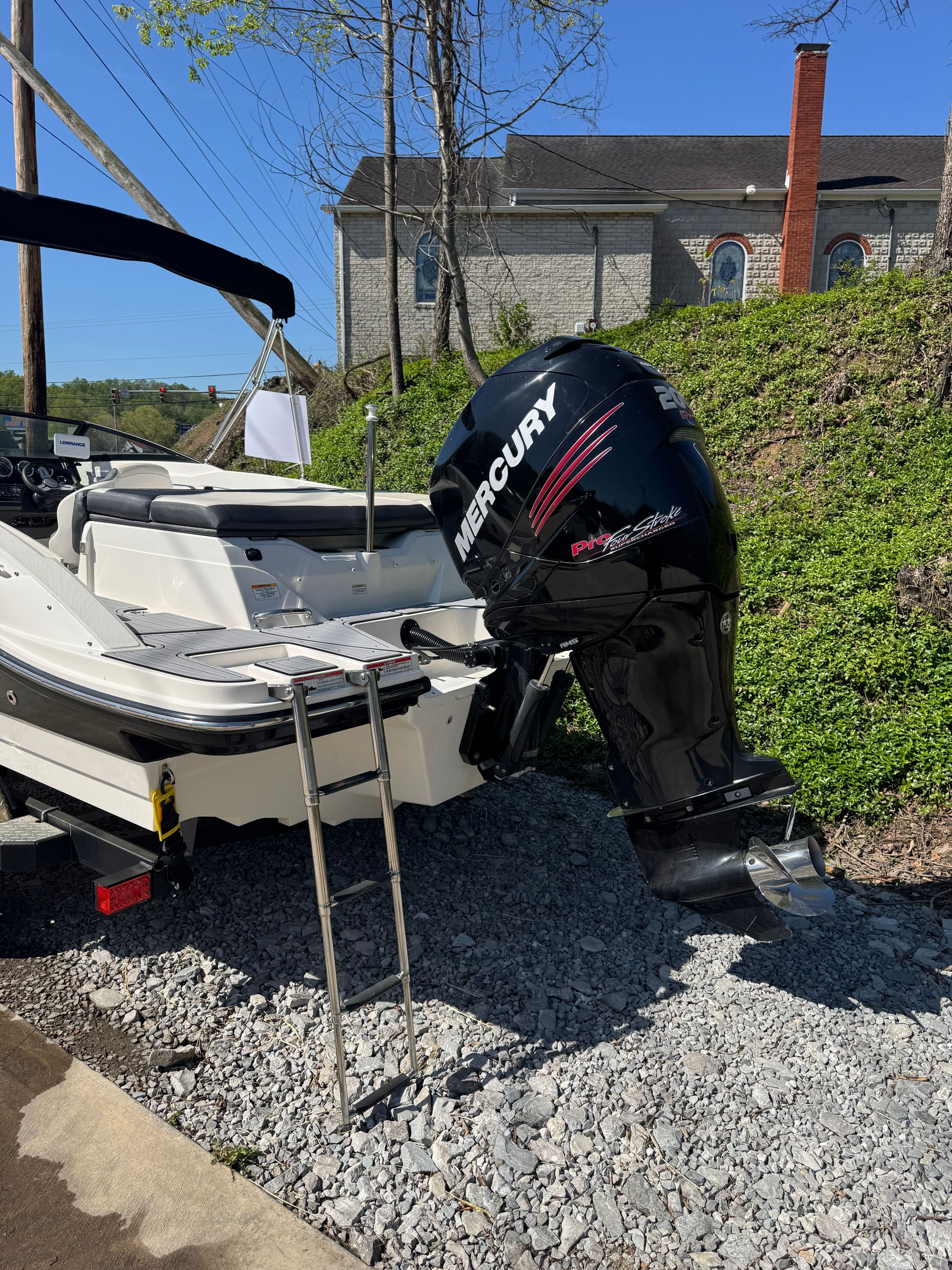 2018 Sea Ray SPX 210 Outboard - 3