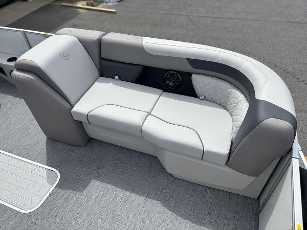 2025 Godfrey SWEETWATER 2286 SFL boat seating, featuring modern gray upholstery and sleek design.