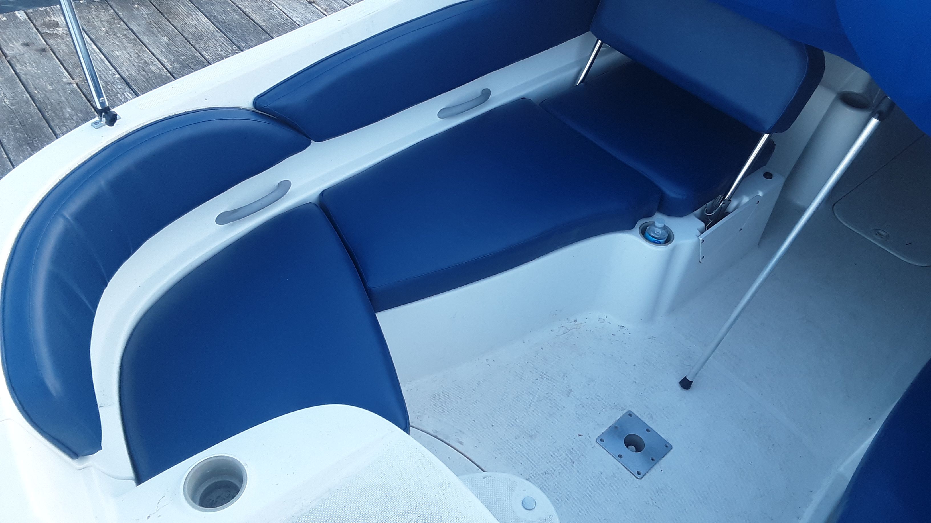 2005 Bayliner 210 Classic