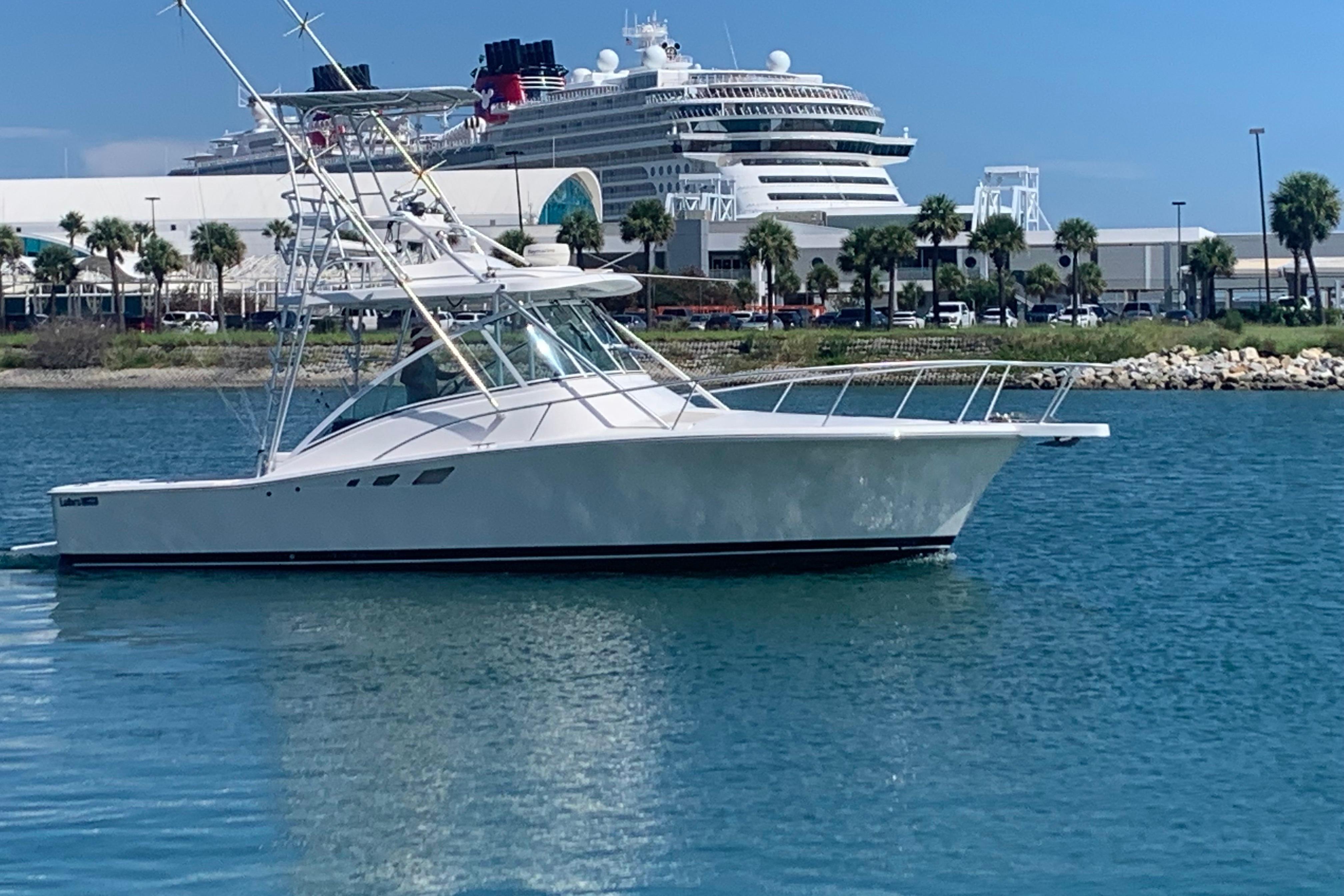 2004 Luhrs 32 Open