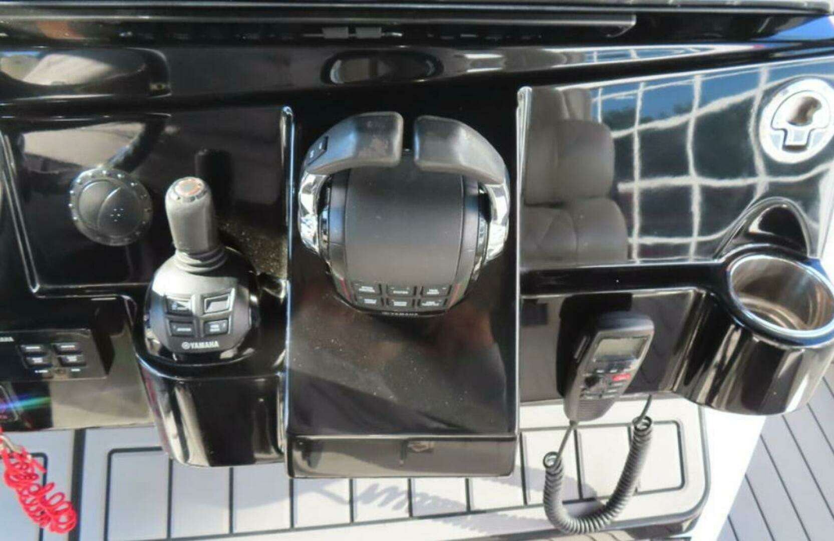 2018 HCB 53 Suenos - Image 33