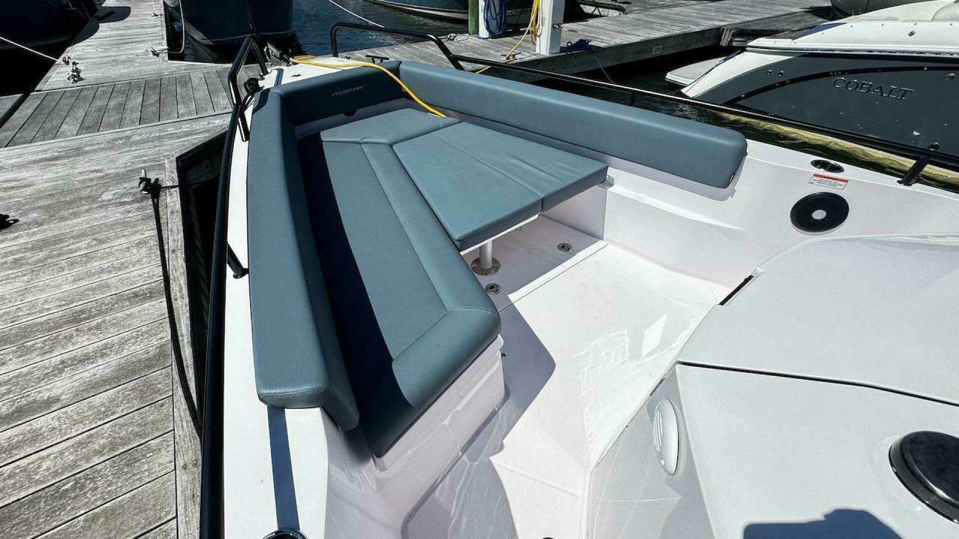 2022 Axopar 28 T-Top - Image 6