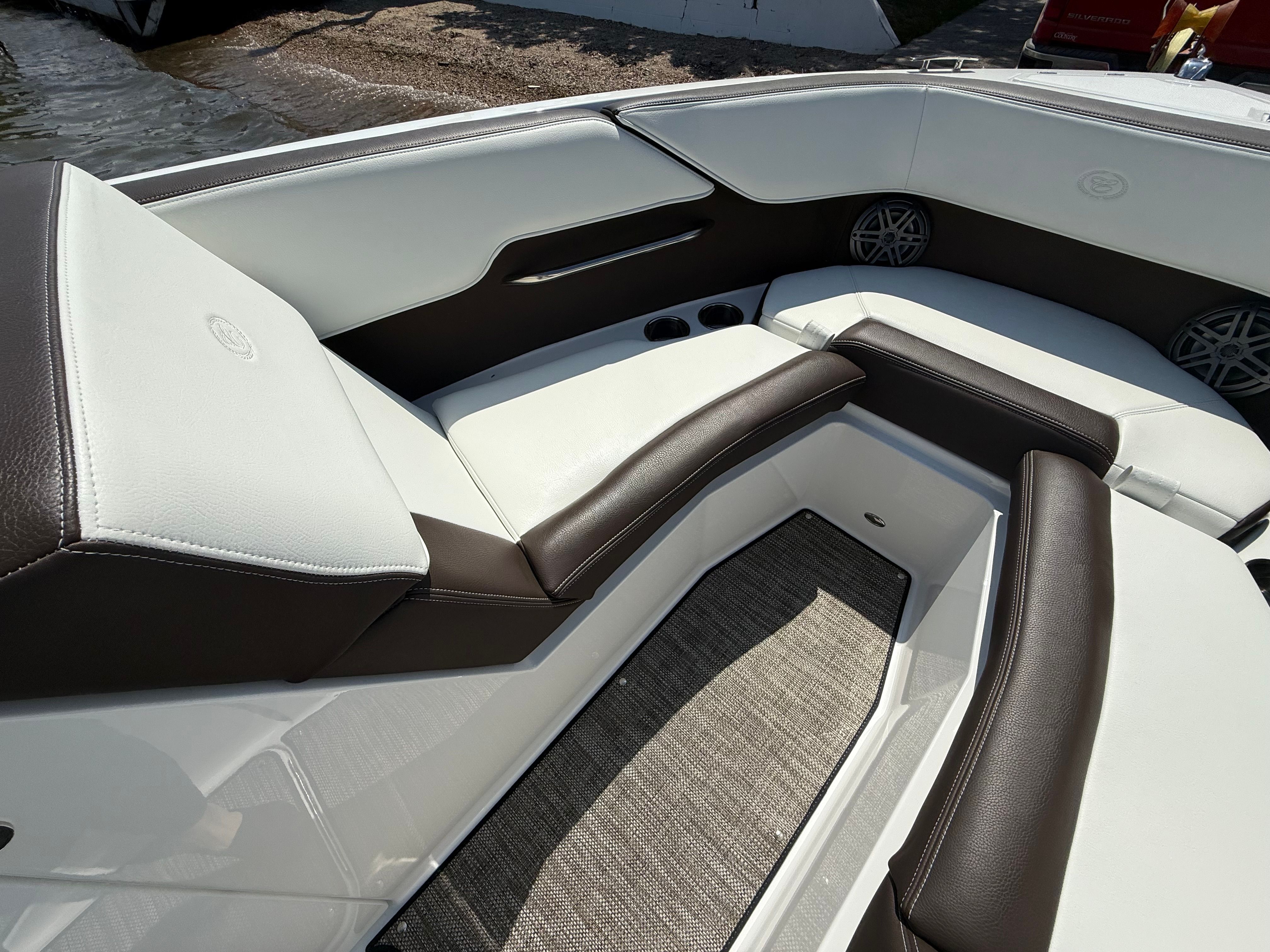 2025 Cobalt CS23 Surf - 27