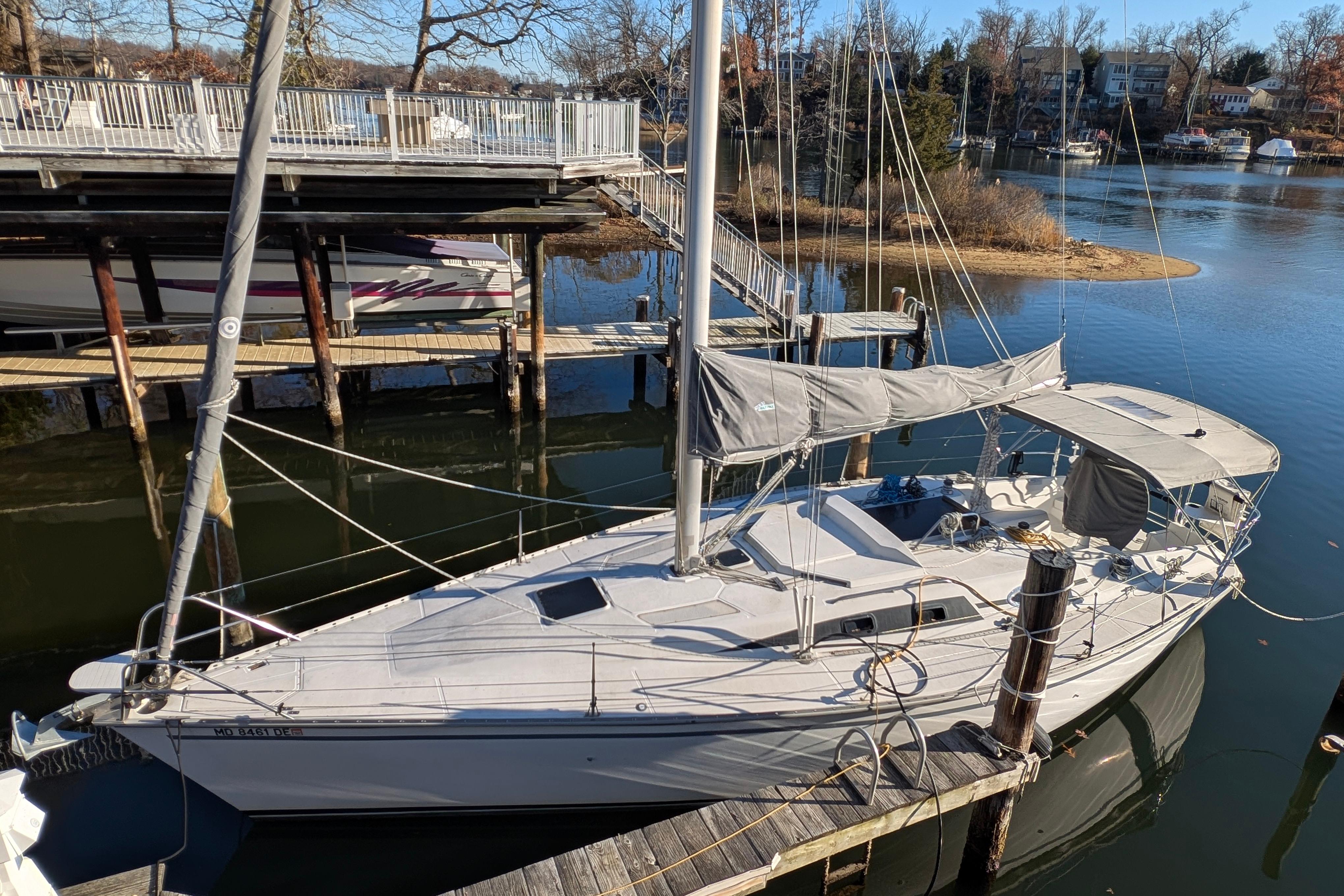 1988 Hunter Legend 37