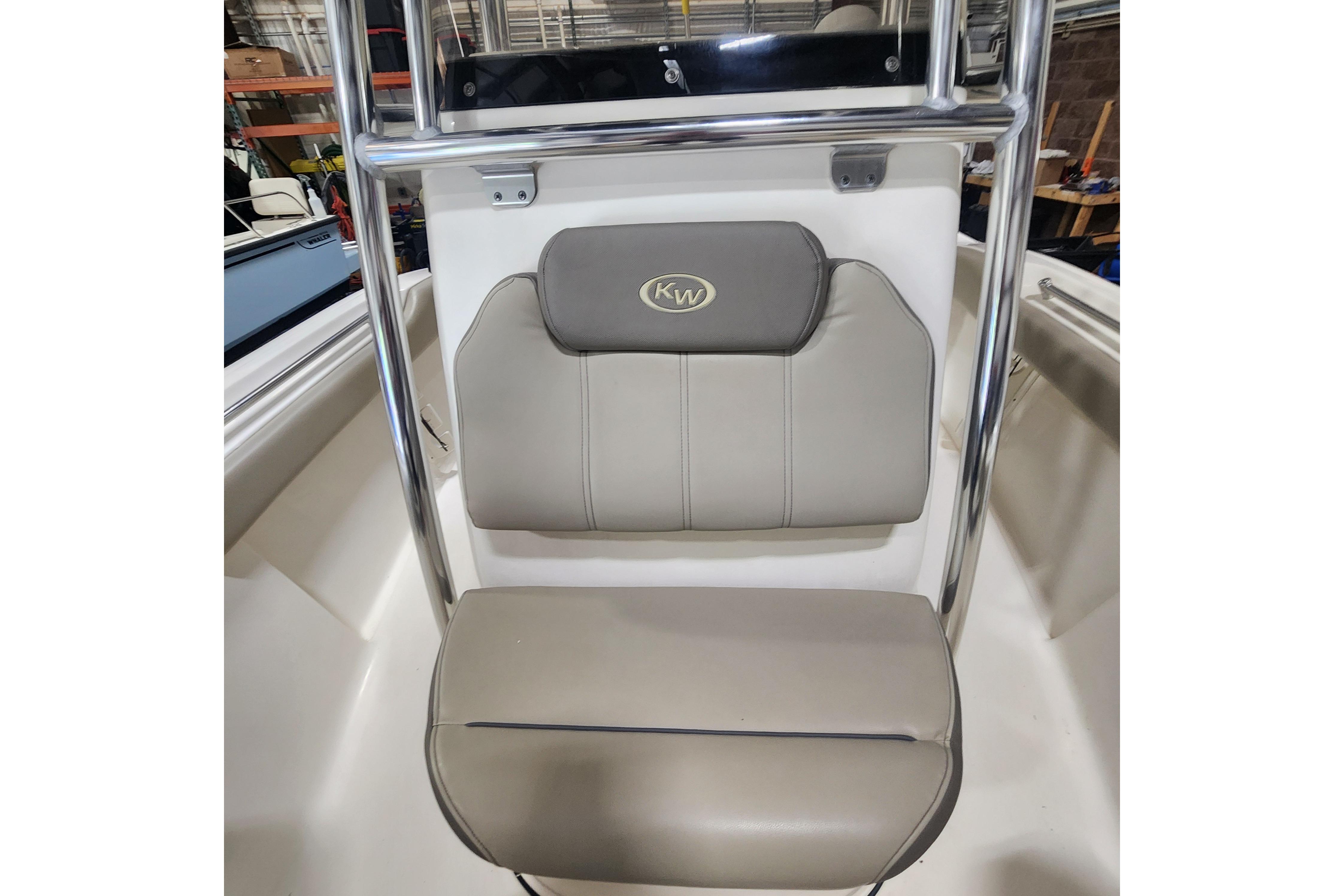 2023 Key West 219 FS boat seat with KW logo, featuring sleek design and comfortable padding.