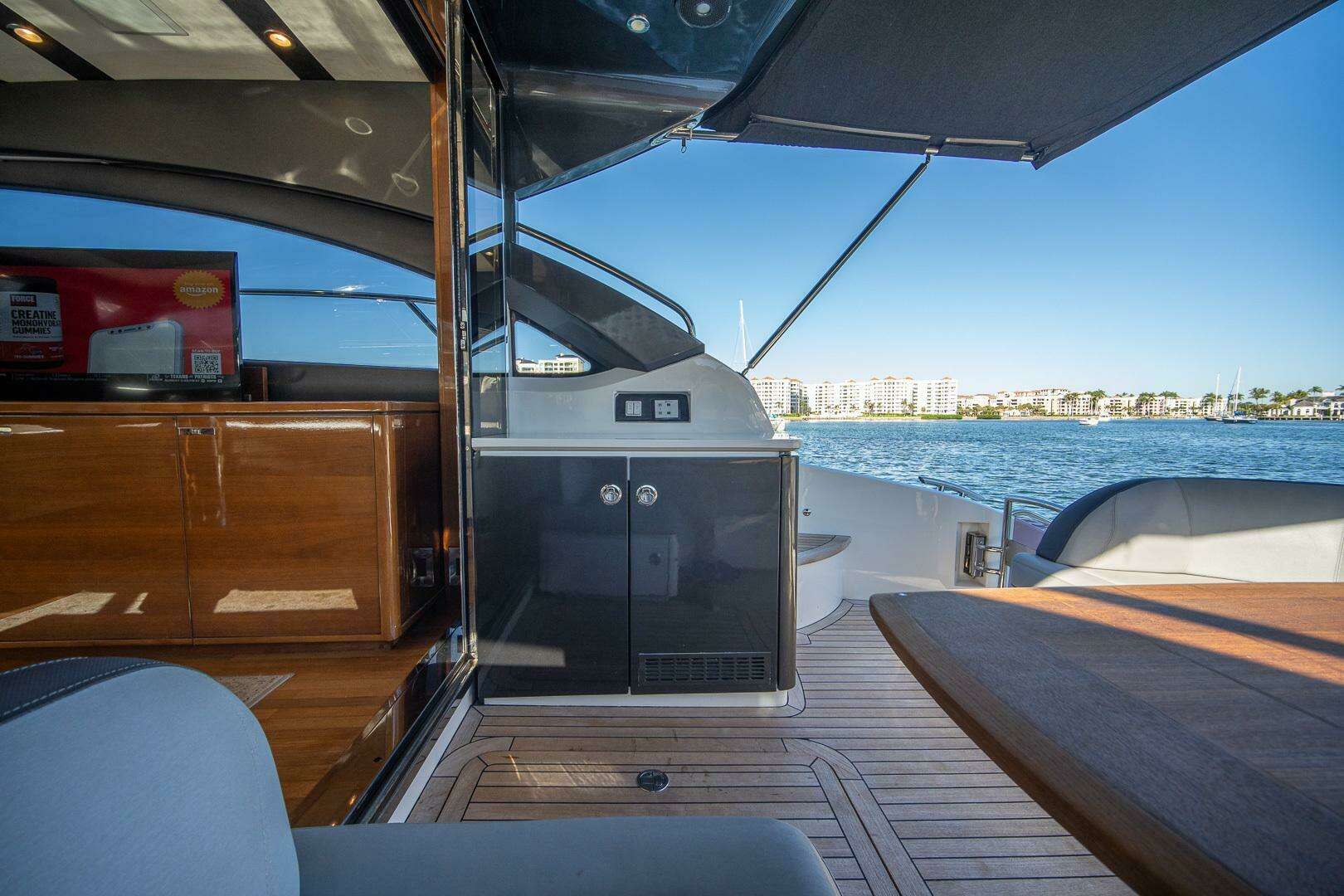 2016 Princess V48 - Image 38