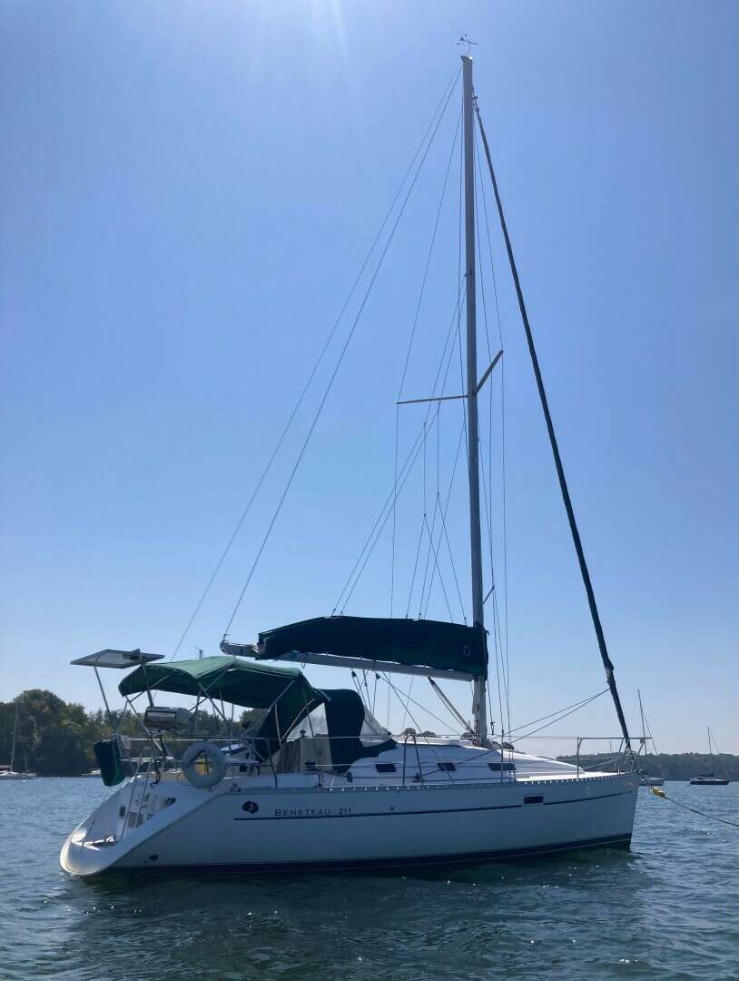 2003 Beneteau — - Image 13