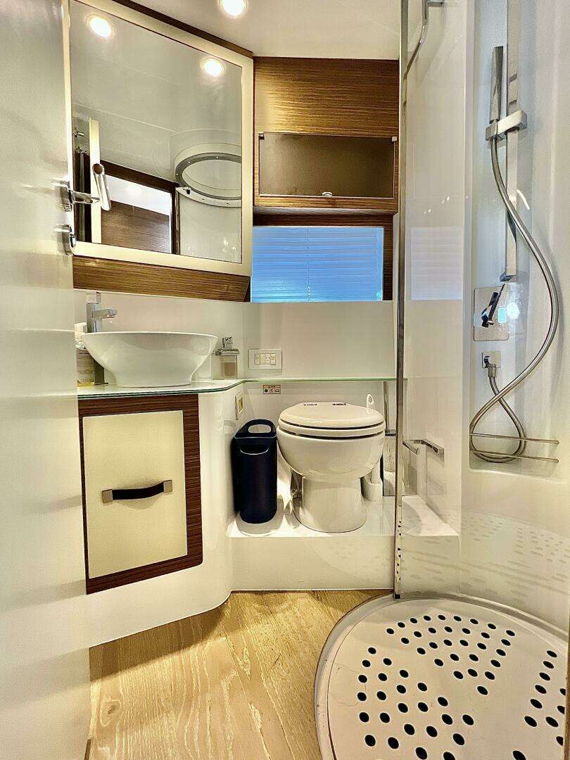 2014 Rodman Muse 44 - Image 10