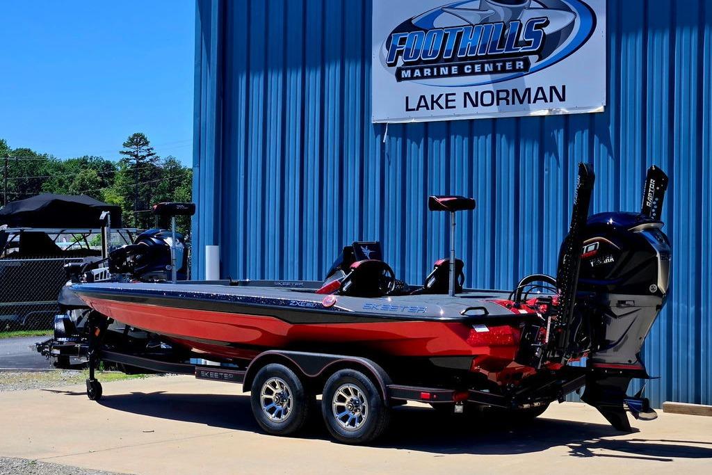 2026 Skeeter ZXE20 boat at Foothills Marine Center, Lake Norman.