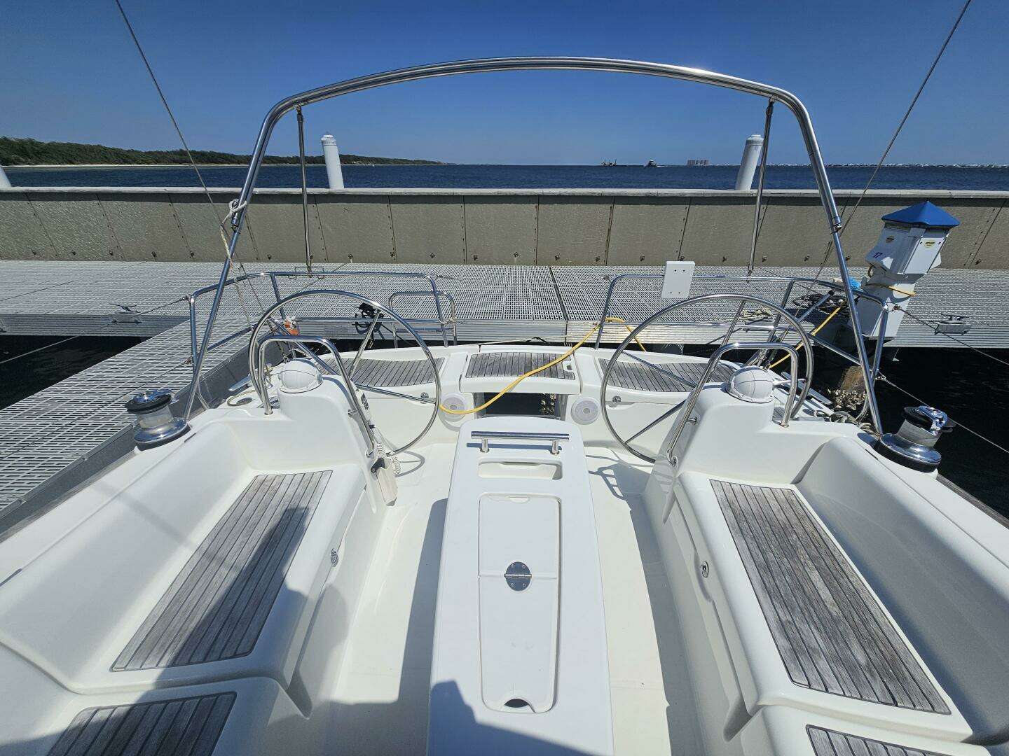 2009 Beneteau Cyclades 43.3 - Image 8