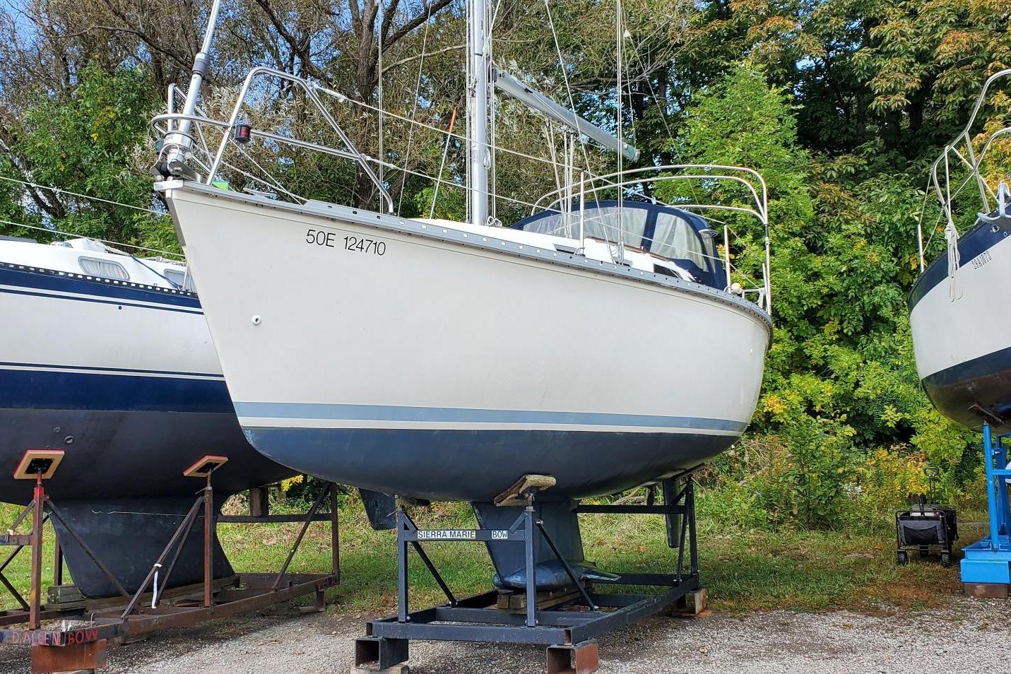 1990 Hunter 28
