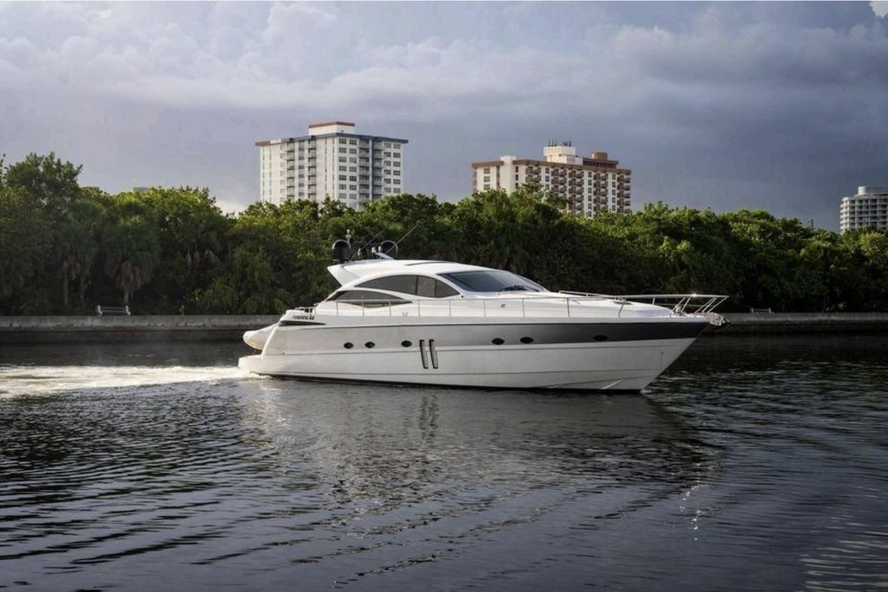 2007 Pershing 62