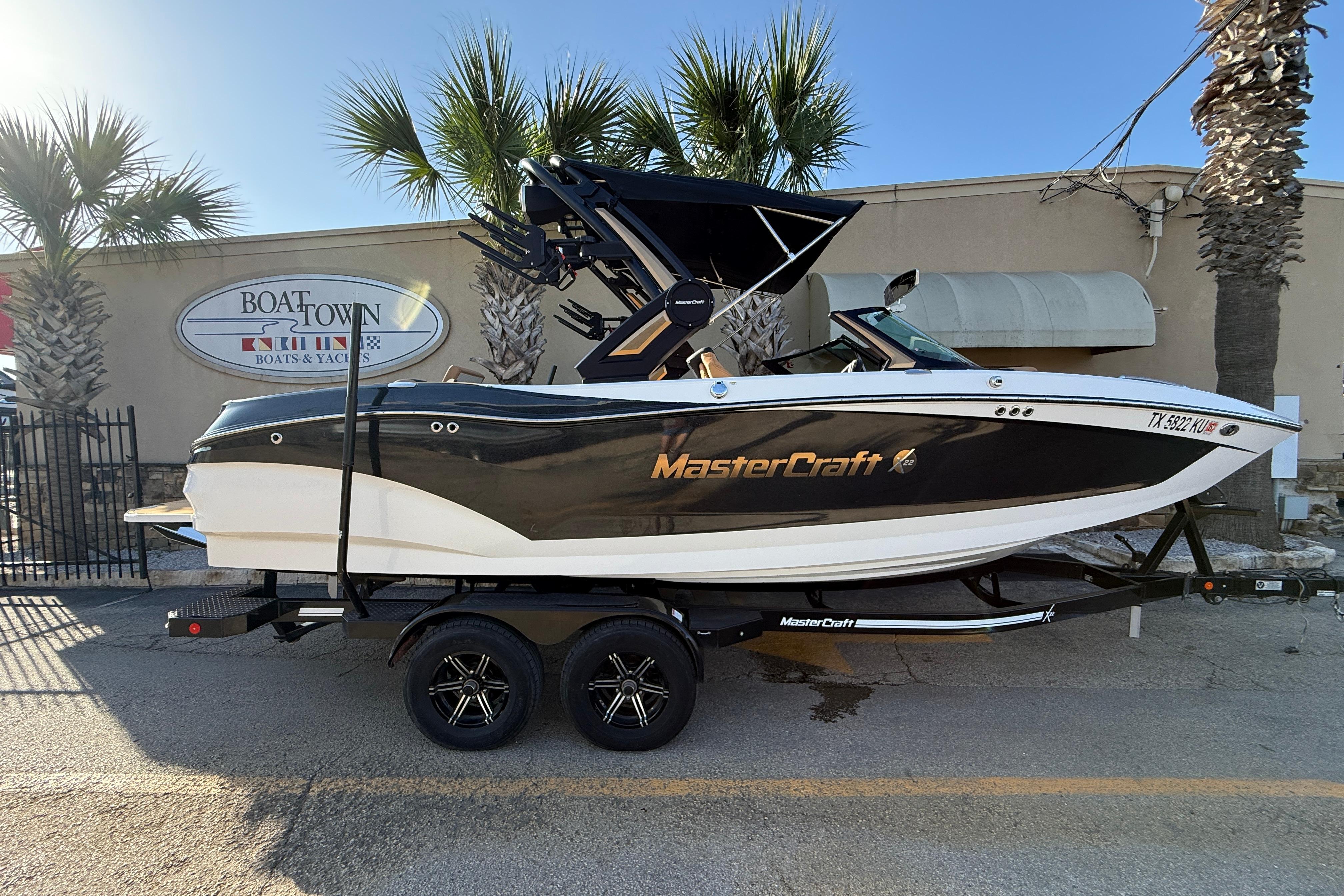 2023 MasterCraft X22