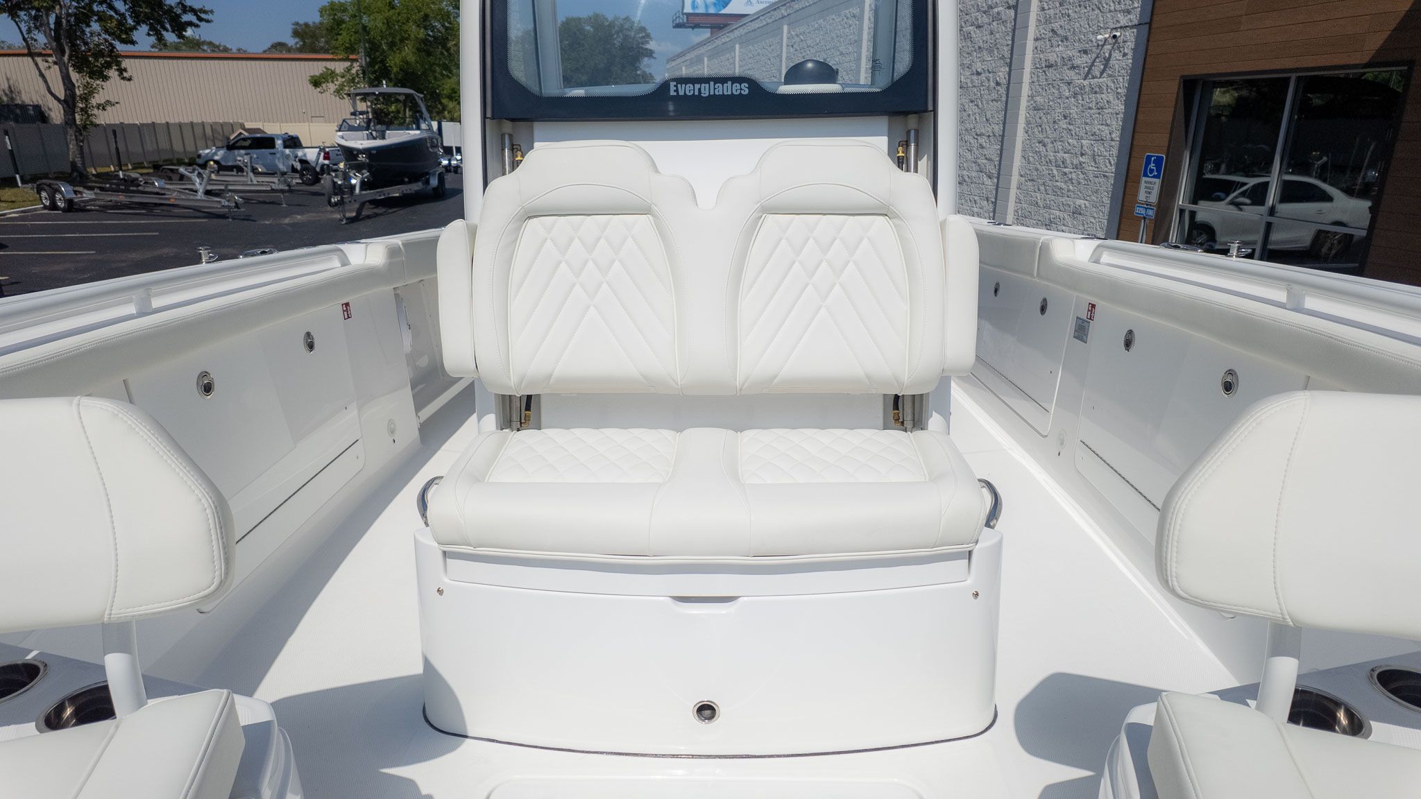 2026 Everglades 285 Center Console - 27