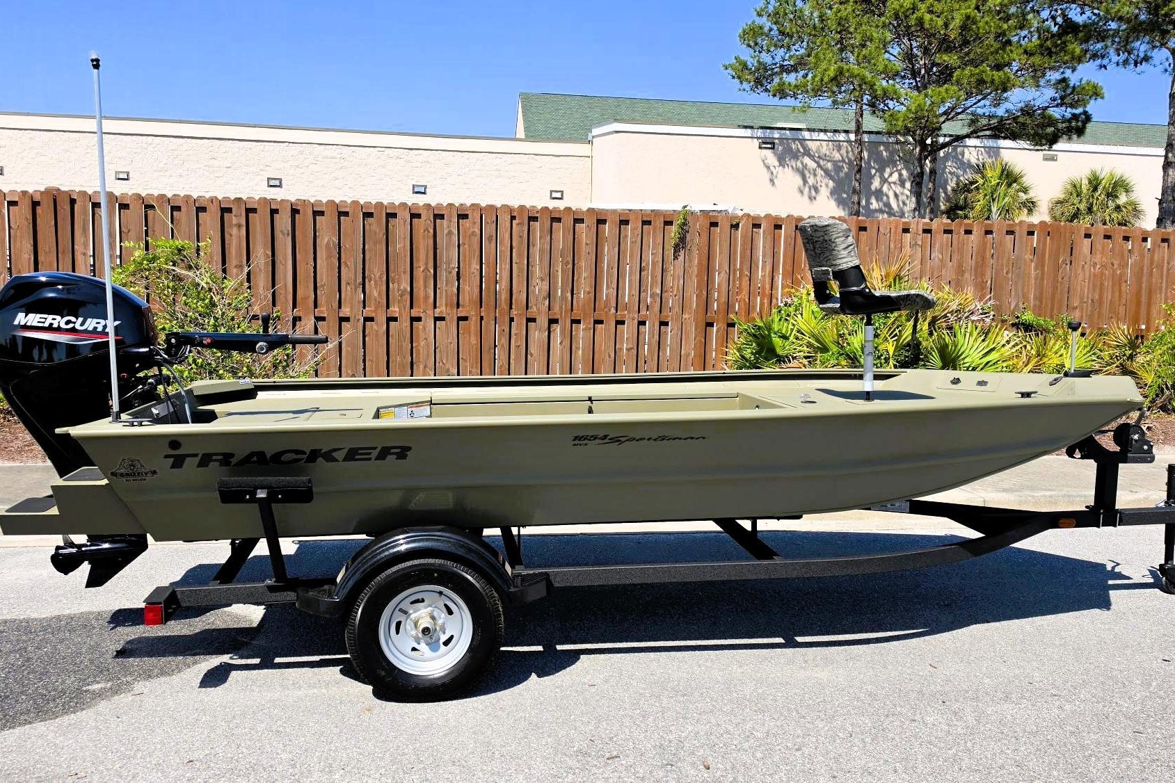 2026 Tracker Grizzly 1654 T Sportsman