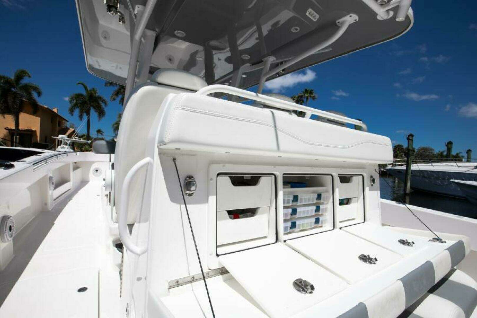 2021 Invincible 35 Catamaran - Image 9